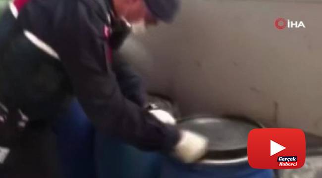 Sahte içki deposuna operasyon anı kamerada