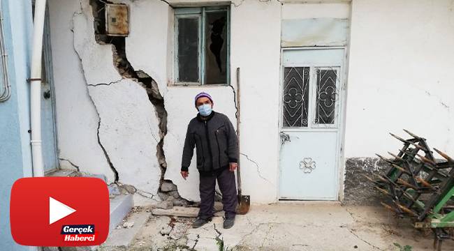 Topraktaki çatlak ve yarıklar yüzünden iki mahalle halkı diken üstünde yaşıyor