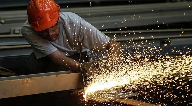 400 dolardan yaklaşık 300 dolara: Asgari ücret 10 yılda 100 dolar eridi