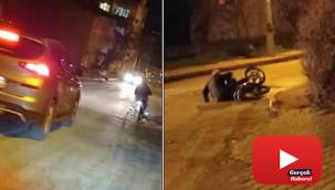 Alkollü olduğu iddia edilen motosikletlinin tehlikeli yolculuğu kamerada