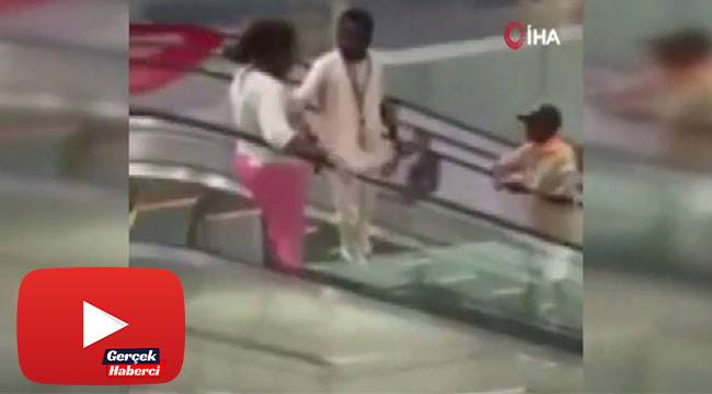 Kamerun'da halkın yürüyen merdivenle imtihanı