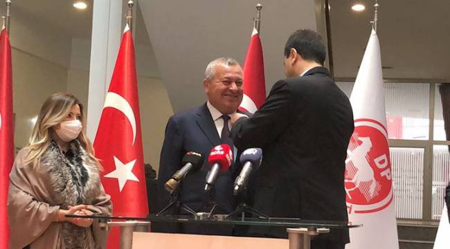MHP'den ihraç edilen Enginyurt, DP'de: Bahçeli'ye hakkımı helal ettim