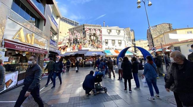 Türkiye'de koronavirüs: Son 24 saatte 254 can kaybı
