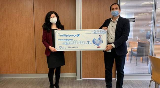 Akhisarlı Milli Piyango talihlisi, ikramiyesini aldı