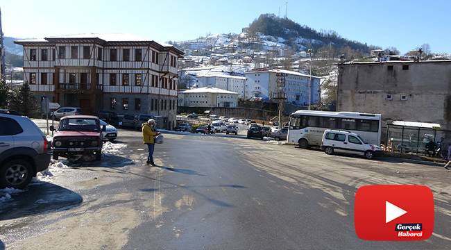 Bakan Soylu'nun annesine sosyal medyadan hakaret etti, hemşehrilerinin tepkisini çekti