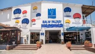 BAŞKAN ÖMER GÜNEL SU ÜRÜNLERİ KOOPERATİFİ’Nİ İHALEYE DAVET ETTİ