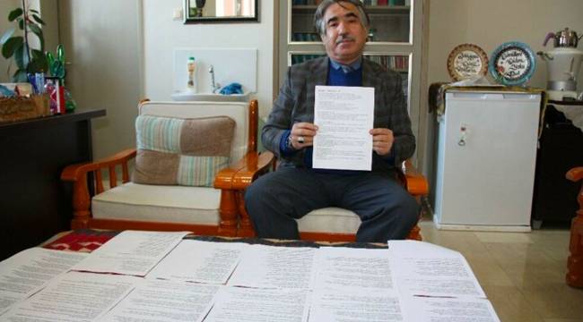 Dicle Üniversitesi Almanca Bölümü öğretim üyesi Demir'den Erdoğan'a "Sana Ömrümden Ömür Vermek İsterim" isimli 100 kıtalık şiir