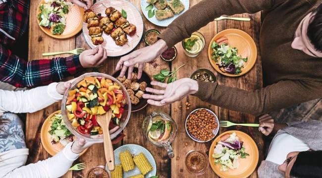 "Diyetler öldü": Beslenme uzmanından kilo verme önerileri