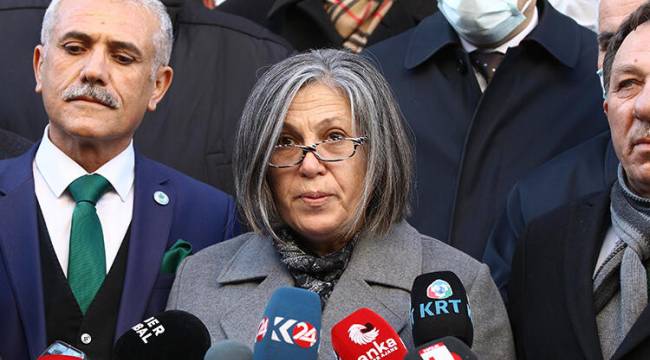 Gelecek Partisi il başkanlarından, Selçuk Özdağ'ın evinin önünde açıklama