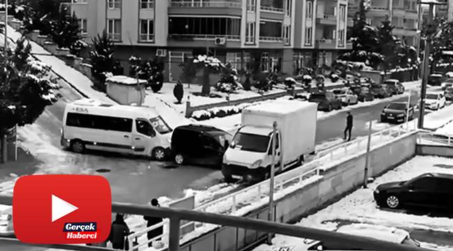 Otomobillerin buz dansı...Kamyonete böyle çarptılar