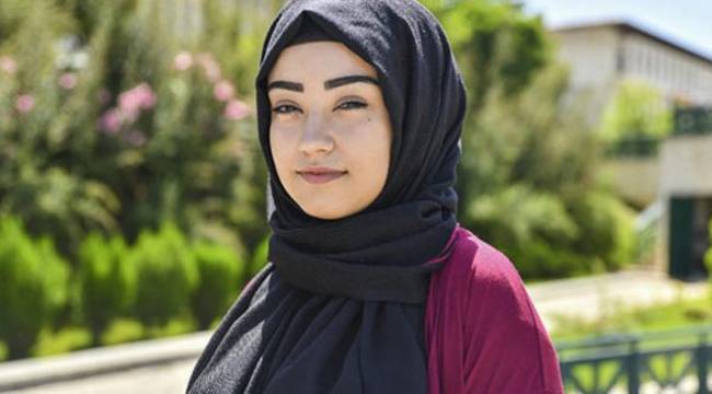 Sağlıkçı değil ve 23 yaşında: AKP’nin MKYK üyesi aşı önceliğine nasıl sahip oldu?