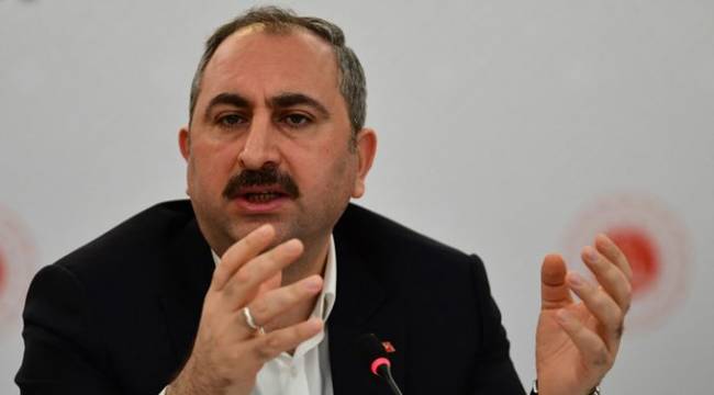 Adalet Bakanı: Hayvan hakları kanununun en kısa sürede çıkacağına inanıyorum