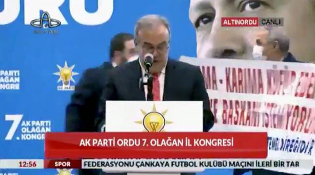 AKP kongresinde şoke eden pankart: Anama-karıma küfür eden belediye başkanı istemiyorum