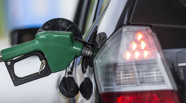 Benzine zam: Bu gece yarısı geçerli olacak