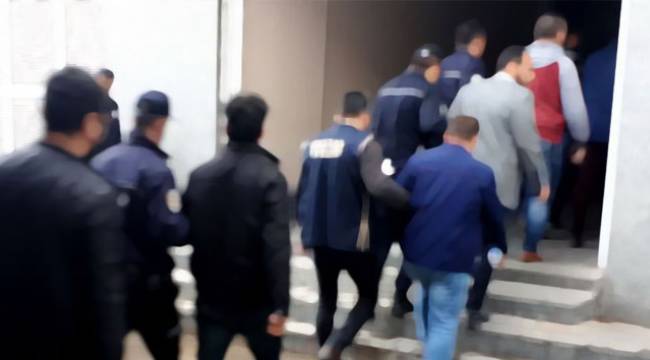 Boğaziçi Üniversitesi eylemcilerinden 30'u tutuklama talebiyle mahkemeye sevk edildi