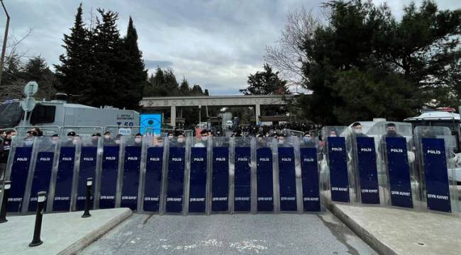 Boğaziçi Üniversitesi'ndeki sergide tartışmalara konu olan eser anonim bir hesaptan gönderilmiş