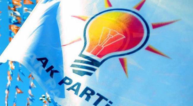 Deniz Zeyrek: AK Parti’de eskisi gibi kol kırılıp yen içinde kalmıyor