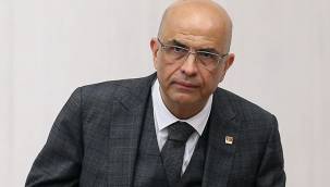 Enis Berberoğlu yeniden milletvekili