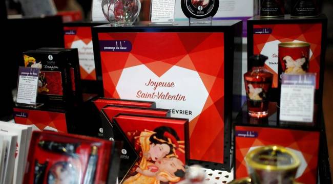 Fransa&#039;da Sevgililer Günü öncesinde seks oyuncağı satışları patladı