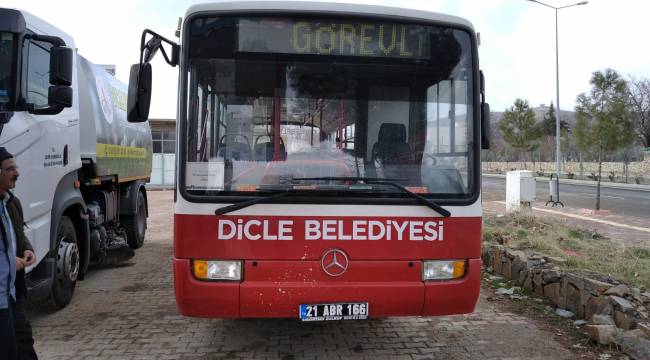 İstanbul Büyükşehir Belediyesi’nden Dicle Belediyesi’ne otobüs hediyesi