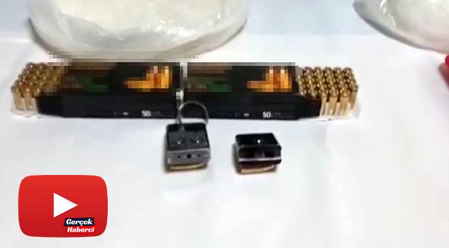 Jandarmanın lüks siteye yaptığı operasyonda suikast silahı bulundu
