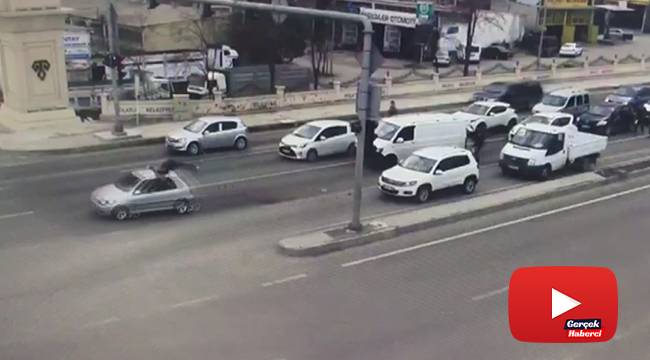 Kahraman polise durdurmaya çalıştığı araç çarptı