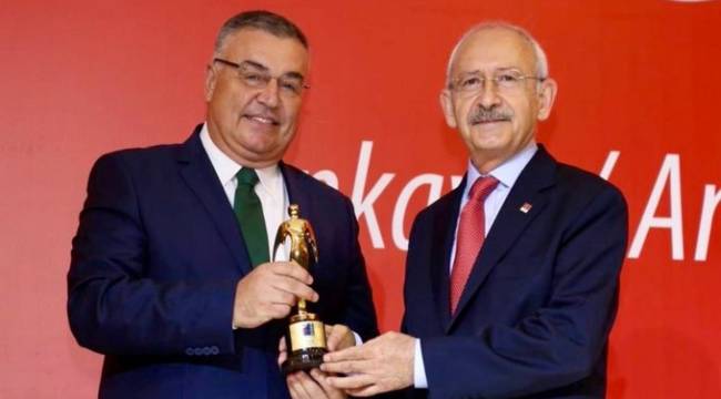 Kırklareli Belediye Başkanı Mehmet Siyam Kesimoğlu CHP'ye katıldı