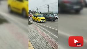 Ters şeride giren şoför trafiği birbirine kattı