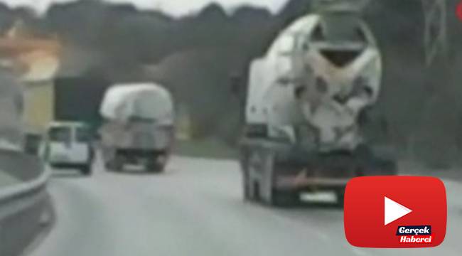 Trafikte makas atan araç kamerada