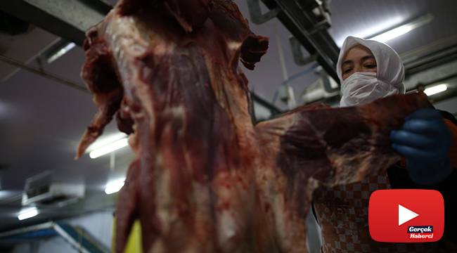 400 kadın kasap her gün 150 ton et işliyor