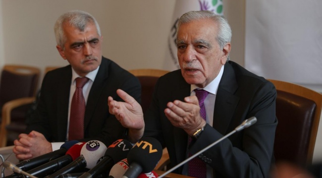 Ahmet Türk Meclis'i terk etmeyen Gergerlioğlu'nu ziyaret etti: 30 yıldır yaşananları bugün tekrar yaşıyoruz