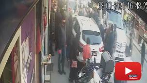 Annesinin gözü önünde minibüsün altında kaldı