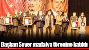 Başkan Soyer madalya törenine katıldı