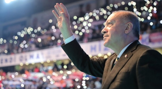 Cumhurbaşkanı Erdoğan, 6'ıncı kez AK Parti Genel Başkanı seçildi