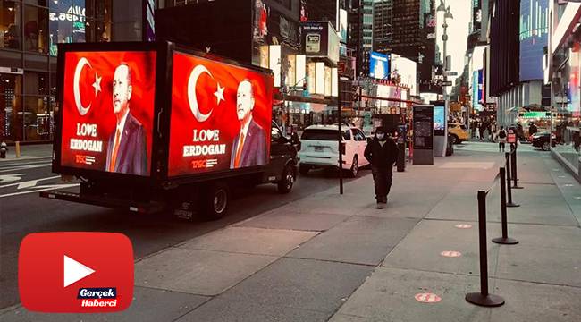 Erdoğan sevgisi Times Meydanı'nda: "Love Erdogan"