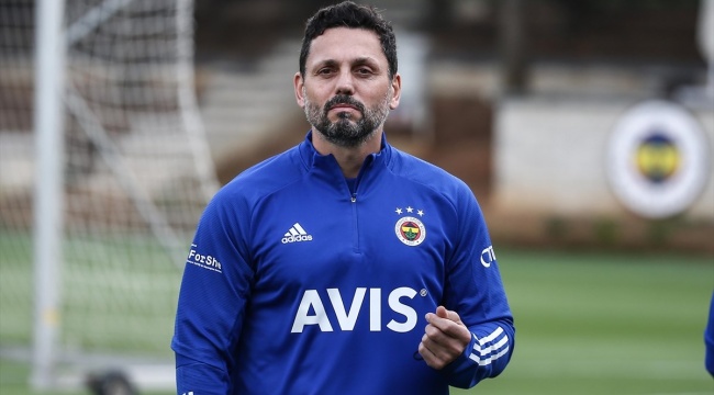Fenerbahçe'de Erol Bulut ile yollar ayrıldı