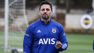 Fenerbahçe'de Erol Bulut ile yollar ayrıldı
