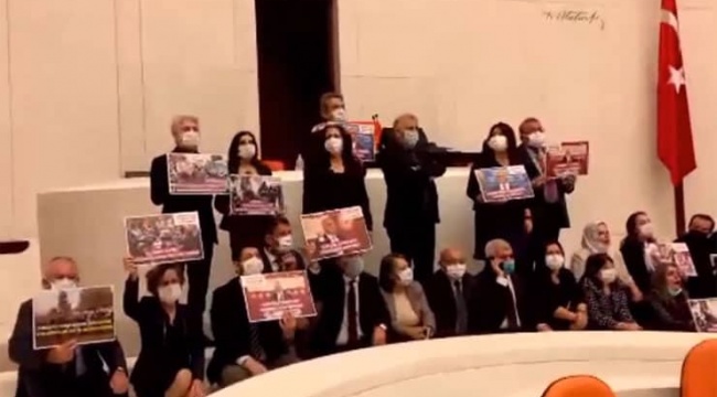 Gergerlioğlu Meclis’i terk etmedi, HDP’liler oturma eylemi yaptı