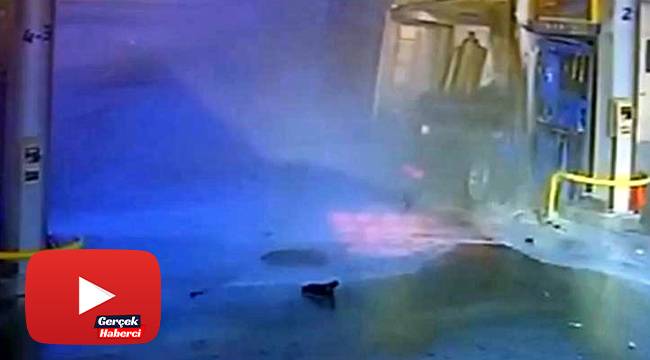 İstasyona dalan tır faciaya yol açıyordu