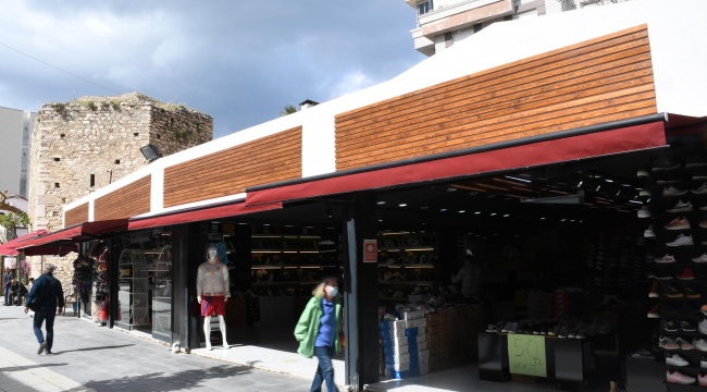KUŞADASI’NDA ÇARŞILARINA GÖRSEL DÜZENLEME