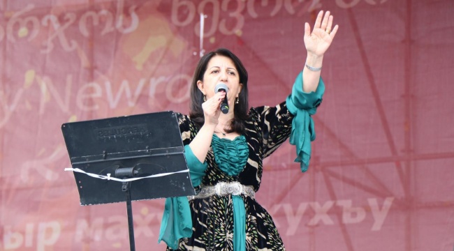 Pervin Buldan, Newroz mitinginde konuştu: Biz HDP olarak 2013 manifestosunun arkasındayız