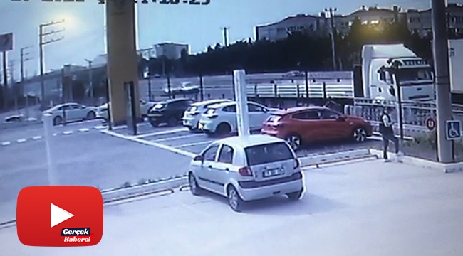 Tıra böyle çarptı...22 yaşındaki gençten acı haber