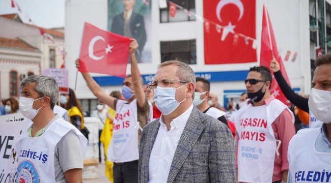 1 MAYIS AYVALIK’TA ERKEN KUTLANDI