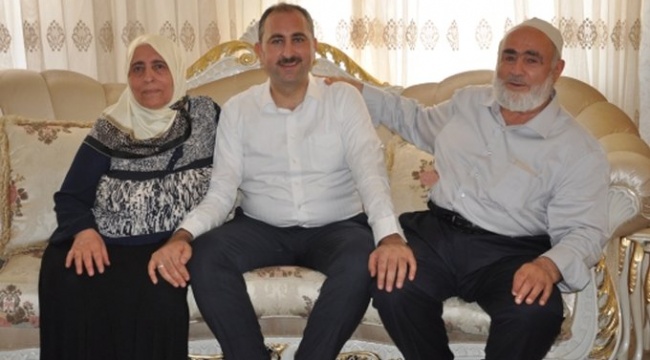 Adalet Bakanı Gül'ün annesi vefat etti