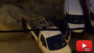 Çalıntı kamyonetle inşaat alanından demirleri böyle çaldılar
