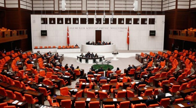 CHP’den Erdoğan'a çağrı: Sarayın dayattığı bir yasa teklifini, AK Parti’li vekillerin neden sahipsiz bıraktığını bir düşünsün