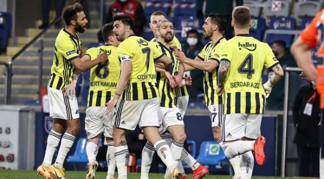 Fenerbahçe son şampiyonu geçti, gözünü zirveye dikti: Fark artık iki