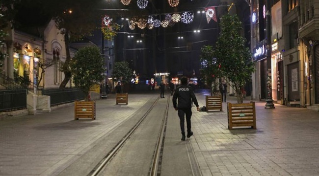 Gelecek Partisi Genel Başkan Yardımcısı Özdağ’dan tam kapanma çağrısı: Felakete gidiyoruz