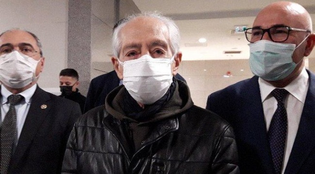 Genco Erkal Cumhurbaşkanı’na hakaret ettiği iddiasıyla ifade verdi