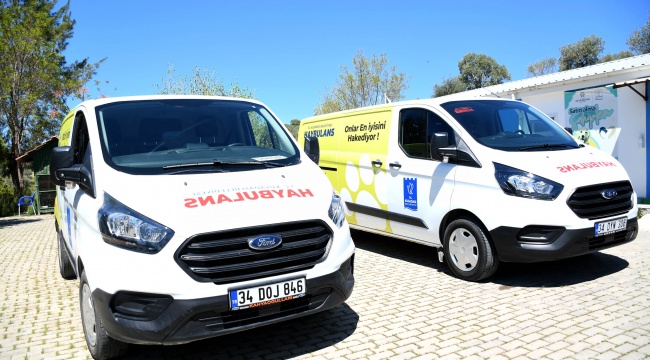 KUŞADASI’NDA SOKAK HAYVANLARININ YAŞAM UMUDU İKİYE KATLANDI